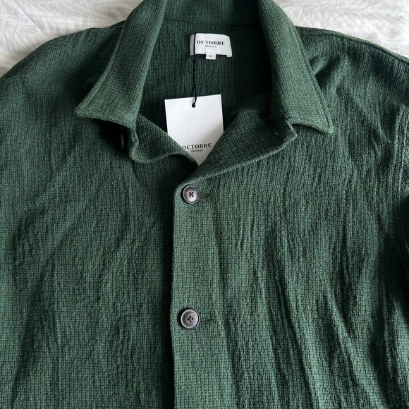 Men's Forest Green Casual Button Down Shirt - Picture 2 of 10